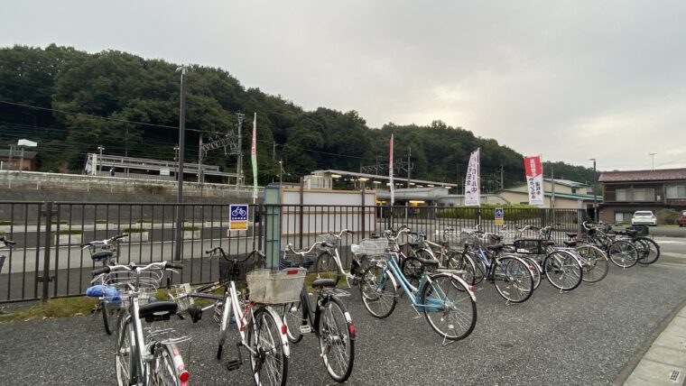 東武竹沢駅東口方面にある無料駐輪場