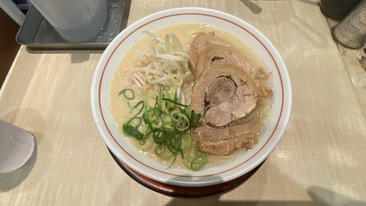 替玉千里眼 志木店のチャーシュー麺